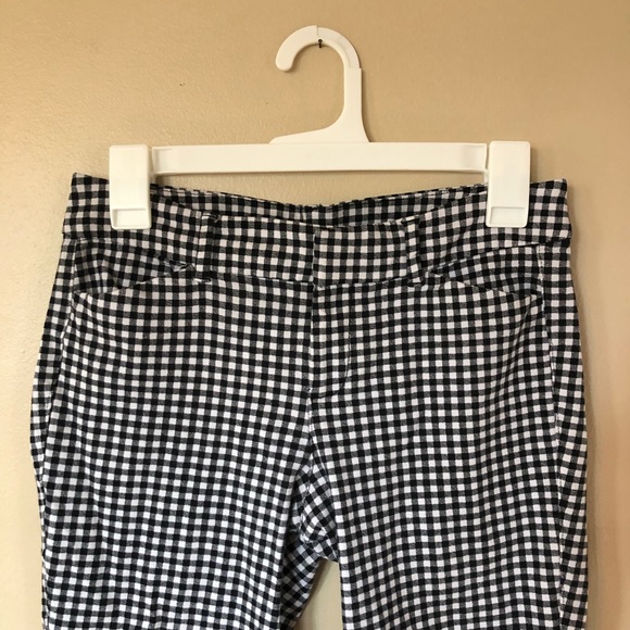 Old Navy Gingham Pixie Ankle Pants - Picture 2 of 7